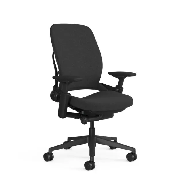 Steelcase Leap ブラックフレーム、ヘッドレスト無し