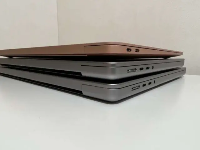 MacBook Air Pro 14 16の比較画像
